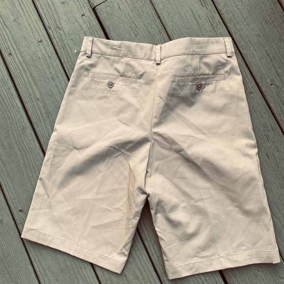 NWOT Slazenger - Boys (uniform) khaki shorts, Size: XL - Picture 2 of 7